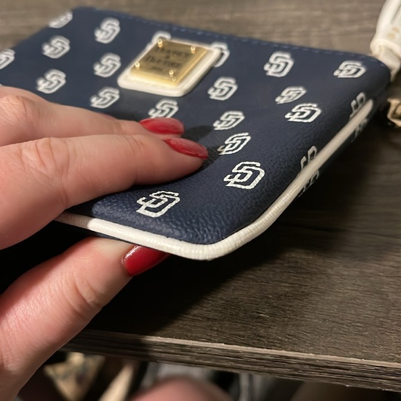 Dooney & Bourke MLB Padres Wallet - Picture 7 of 7
